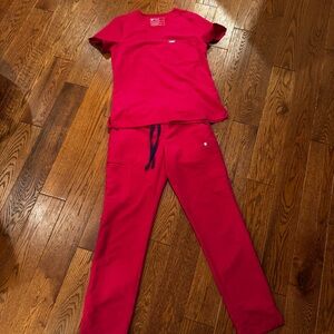 Women’s Fig Scrubs